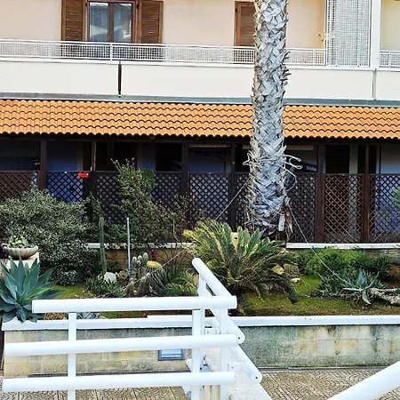 Διαμέρισμα Giro Di Bitta