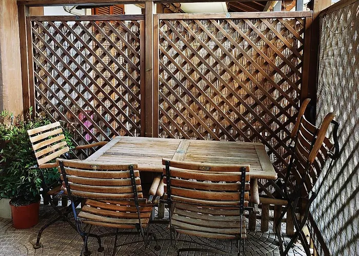 Giro Di Bitta דירה ג'ובינאצו